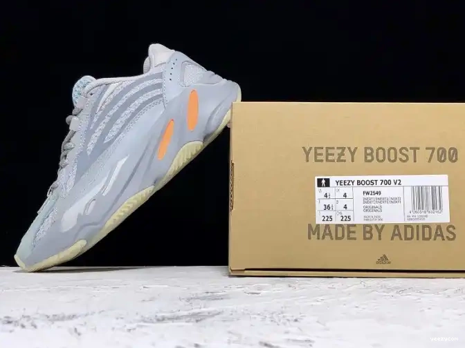 Boost V2 700 Adidas 'Inertia' FW2549 Yeezy 0605